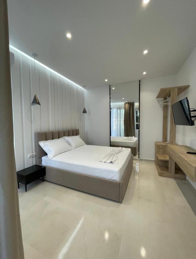 Villa Xhefri 2 Sarandë Exterior foto