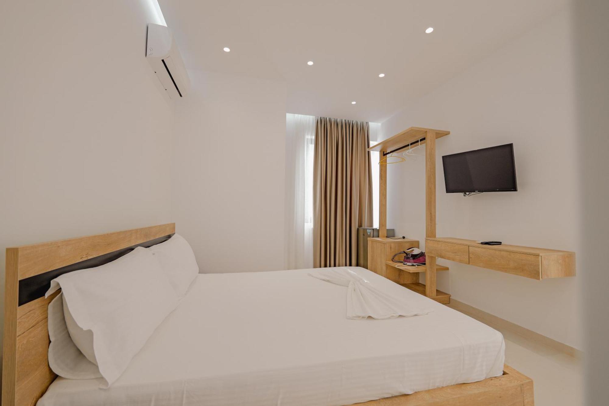 Villa Xhefri 2 Sarandë Exterior foto
